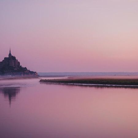 Le Petit Gite Du Mont โบวัวร์ ภายนอก รูปภาพ